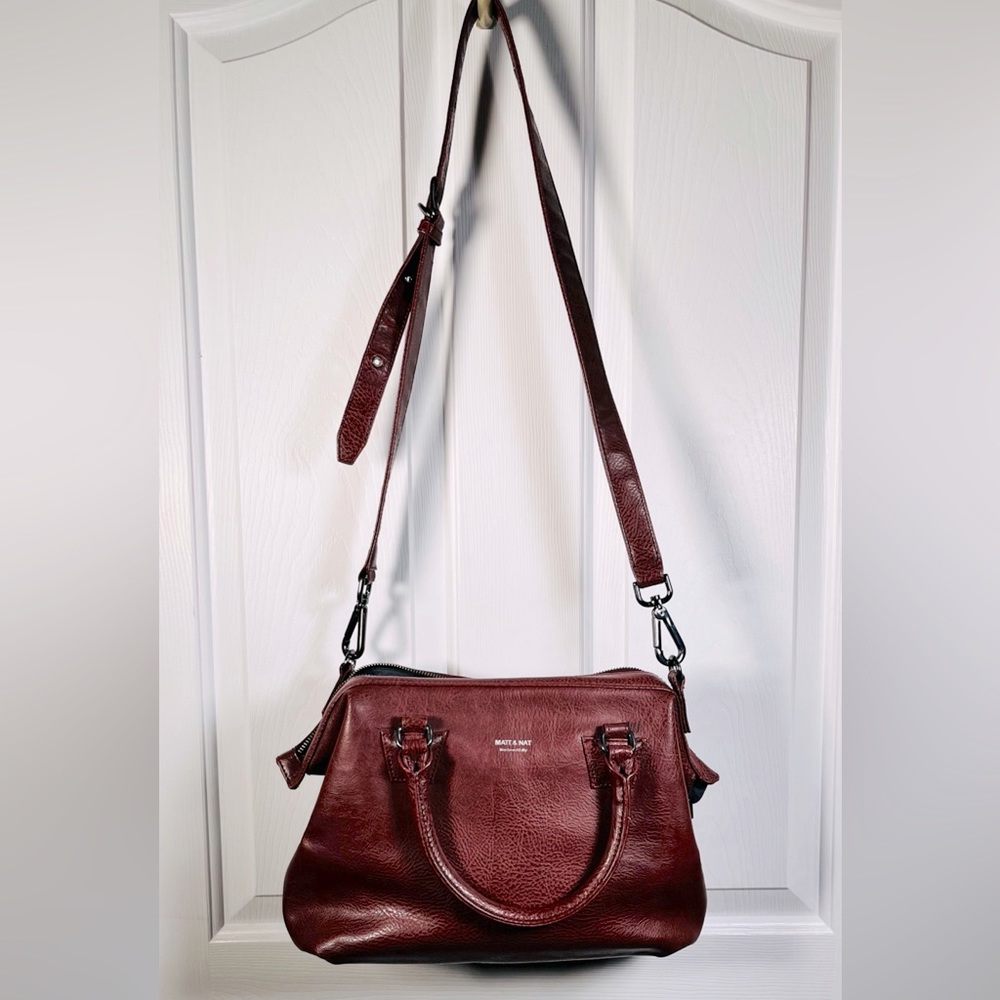 Pre owned Matt and Nat doctor bag Vegan Leather, in burgundy